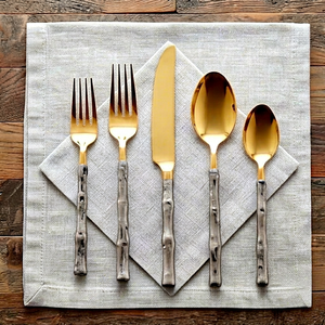 Juego de cubiertos modernos con textura de bambú, de acero inoxidable con acabado dorado, resistente al óxido, apto para lavavajillas, para bodas, fiestas y restaurantes. - Product Image 1