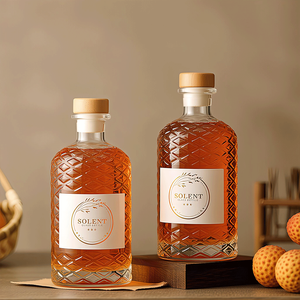 Bouteille de <span class=keywords><strong>Cognac</strong></span> Cylindrique en <span class=keywords><strong>Verre</strong></span> Épais de Haute Qualité 500 ml avec Bouchon en Bois – Solution d'Emballage pour Spiritueux - Product Image 1