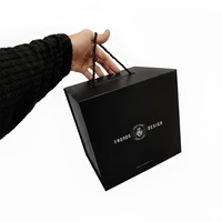 Caja de Regalo de Moda Personalizada, Estampado en Plata, Plegable, de Lujo, para Negocios, Laminación Mate, Múltiples Tamaños, con Asa Retorcida