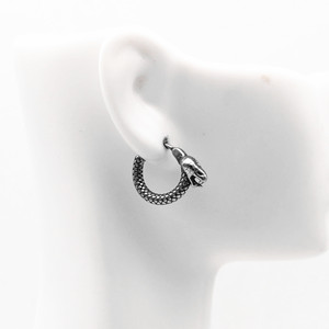 Pendientes de aro con forma de serpiente de Yunnique, diseño de animales de acero y titanio plateado tibetano para parejas, joyería de moda - Product Image 4
