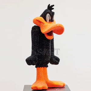 Nouvelle mode incrusté de diamants dessin animé <span class=keywords><strong>Duffy</strong></span> canard pâte cristal diamant Statue résine artisanat Sculpture maison galerie décoration - Product Image 1