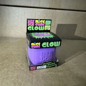 Cube Lumineux NeeDoh à Vendre : Jouet Anti-Stress Sensoriel à Rebond Lent en Maltose - Product Image 3