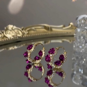 <span class=keywords><strong>Orecchini</strong></span> Eleganti in Stile Romantico Francese, Placcati in Oro 18K <span class=keywords><strong>con</strong></span> Design di Nicchia Rosso Lussuoso per Feste - Product Image 4