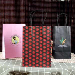 ถุงกระดาษคราฟท์สีน้ำตาลพิมพ์ลายตามสั่ง พร้อมหูหิ้ว สำหรับเสื้อผ้า รองเท้า ของขวัญ ช้อปปิ้ง อาหาร ซื้อกลับบ้าน บรรจุภัณฑ์ - Product Image 1