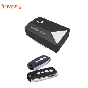 <span class=keywords><strong>Porte</strong></span> <span class=keywords><strong>sectionnelle</strong></span> industrielle en panneaux sandwich en acier durable <span class=keywords><strong>avec</strong></span> <span class=keywords><strong>porte</strong></span> piétonne intégrée - Product Image 6