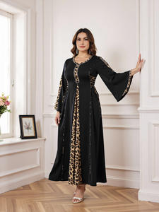 Abbigliamento musulmano tradizionale leopardo all'ingrosso abbigliamento musulmano di grandi dimensioni abbigliamento <span class=keywords><strong>da</strong></span> <span class=keywords><strong>donna</strong></span> in poliestere assemblante abbigliamento musulmano per <span class=keywords><strong>donna</strong></span> - Product Image 6