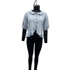 Haut décontracté pour femme en coton 100% bleu clair uni avec dentelle, col Peter Pan, boutons, volants, manches trois quarts, respirant, été - Product Image 1