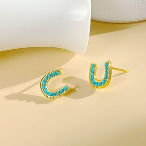 Boucles d'oreilles en argent sterling de style classique pour femmes, bijoux fins personnalisés, petites perles rondes en turquoise, forme en U - Product Image 1