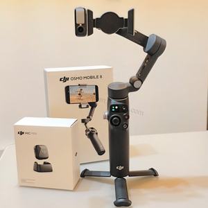 DJI <span class=keywords><strong>Osmo</strong></span> <span class=keywords><strong>Mobile</strong></span> 8 Combo Estándar, 10 Horas de Duración de la Batería, Carga de Teléfono Móvil, Gimbal de Tres Ejes que Proporciona una Gran Estabilidad - Product Image 5