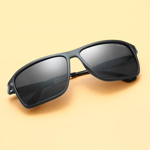 Lunettes de soleil rectangulaires gris-noir 2150 UV400 anti-reflet, monture complète, verres TAC, style conduite unisexe - Product Image 1