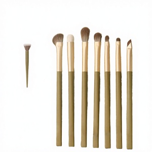 Juego de 7 Brochas de Maquillaje, Pelo Sintético Suave y Esponjoso, Mango de Plástico, Brochas Planas y Angulares para el Rostro - Product Image 5