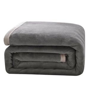 Couverture de literie en flanelle polaire, tissu peluche, très doux, 100% Polyester - Product Image 1