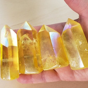 คริสตัลโฮล่า ควอตซ์สีเหลืองออร่าขัดเงา รูปทรงหอคอย ขนาด 5-9 ซม. ของตกแต่งบ้าน สำนักงาน ห้องนอน ตามหลักฮวงจุ้ย เสริมสิริมงคล สร้างบรรยากาศผ่อนคลาย ตามเทรนด์แฟชั่น - Product Image 5