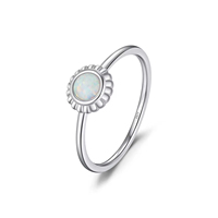 Bijoux à la mode Bague opale ronde en argent sterling 925 plaqué rhodium pour femme