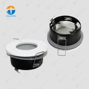 Cuarto de baño de Techo Luz de aluminio con accesorios hembra que MR16 y GU10 bombillas - Product Image 1