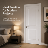 Porte intérieure en bois massif apprêté blanc, cadre pré-monté, panneau classique, design encastré, poignée foncée, étanche, pour chambre et appartement