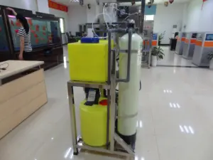 2000LPD Small Sea Salzwasser entsalzung Ro System Reinigung Trinken Reinwasser herstellungs maschine Fabrik preis Verwendung im Hotel