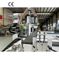 Machine CNC automatique pour le perçage et le fraisage de trous de serrure de précision sur les profilés de fenêtres et de portes, moteur robuste, longue durée de vie, flexible