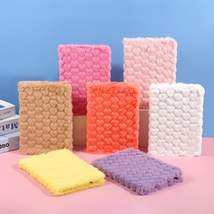 Carnet en peluche Cœur d'amour, tendance et mignon, pour étudiant, cadeau, prix d'activité - Product Image 1