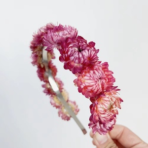 Accessoires <span class=keywords><strong>de</strong></span> <span class=keywords><strong>cheveux</strong></span> <span class=keywords><strong>de</strong></span> diadèmes <span class=keywords><strong>de</strong></span> <span class=keywords><strong>fleurs</strong></span> <span class=keywords><strong>séchées</strong></span> naturelles pour filles accessoires <span class=keywords><strong>de</strong></span> <span class=keywords><strong>cheveux</strong></span> bandeaux <span class=keywords><strong>de</strong></span> fête pour femmes bandeaux <span class=keywords><strong>de</strong></span> mariage couronnes <span class=keywords><strong>de</strong></span> mariée - Product Image 3