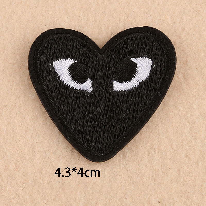 新版 Heart Multicolor Embroidery Computer Shape Patch Eyes トップス