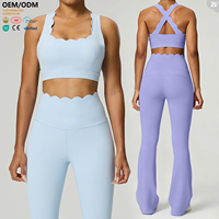 Sujetador deportivo acolchado elástico en cuatro direcciones LBW5045 al por mayor para mujer, con cuello cuadrado, de secado rápido, personalizado, para gimnasio, con soporte.