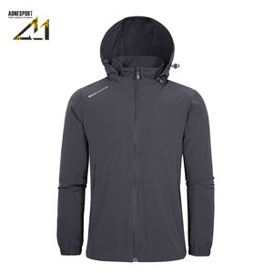 Chaqueta Cortavientos Techwear de Color Personalizado, Chaqueta Deportiva de Nailon Extra Grande, Abrigo Impermeable para Moda Urbana y Exploración - Product Image 4