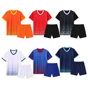 เสื้อฟุตบอลคุณภาพสูงแบบใหม่ 25 ตัว แขนสั้น ระบายอากาศได้ดี สีสันปรับแต่งได้สำหรับทีมและสโมสร - Product Image 2