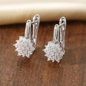 Hot Selling Cluster <b>Set</b> Vvs Gra Moissanite Brilliant Star Jewelry 14k Gold Filled Brilliant Star U Shaped Hoop <b>Earrings</b> Huggies - Product Image 6