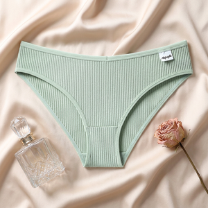 Culottes côtelées en coton vert clair pour femmes, couleur unie, taille mi-haute, respirantes, douces et extensibles, vente en gros - Product Image 2