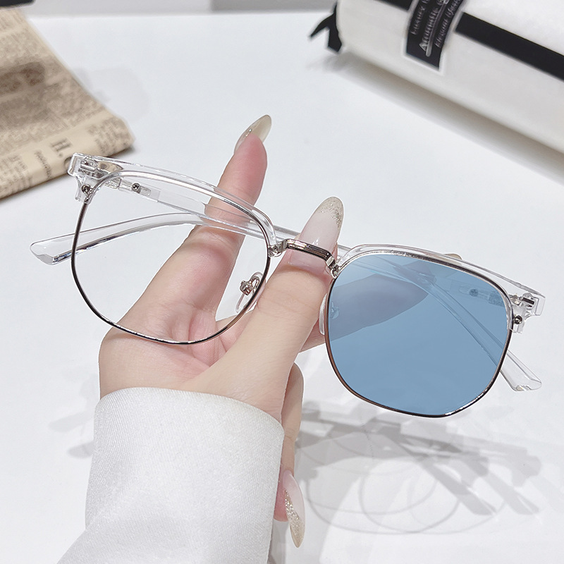 Clear/blue