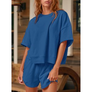 Fisoew Ensemble de survêtement 2 pièces pour femme, sweat-shirt oversize et short taille haute, tenue décontractée et respirante - Product Image 2