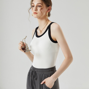 Canotte da donna personalizzate casual con blocco di colore, scollo racerback, reggiseno integrato imbottito, senza cuciture, modello intero, per l'estate, da indossare singolarmente o come intimo/abbigliamento esterno - Product Image 3