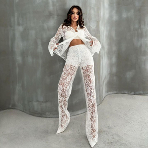Completo Estivo Sexy da Donna in Due Pezzi: Top Trasparente Bianco con Maniche a Fessura e <span class=keywords><strong>Pantaloni</strong></span> Foderati in Pizzo - Product Image 1