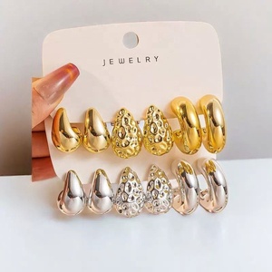 Conjunto de 3 Piezas de Aretes de Gota de Agua en Forma de C, Estilo Europeo Americano, Simple y Creativo - Product Image 3