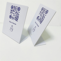 Plastique d'affichage de table Rfid à code QR personnalisé brillant durable et lisible et inscriptible