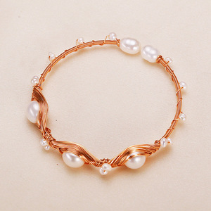 Wholesale Cross-Border <b>Fashion</b> <b>Wrap</b> <b>Bracelets</b> Versatile Freshwater Zhuji Hand Jewelry Copper Gold-Plated Fried Dough Twists - Product Image 4