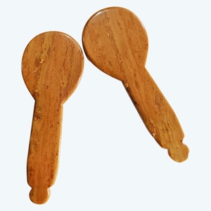 Outil de massage Gua Sha en pierre de jade jaune pour le corps - Product Image 1