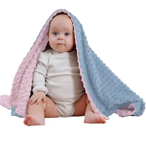 批发柔软纯色双面新生3D圆点minky婴儿毯，带印花图案