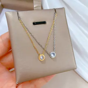 QIFEI Collier plaqué or minimaliste Accessoires pour femmes Collier Zircon en acier inoxydable Luxe