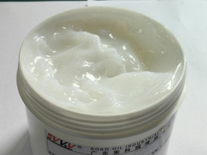 จาระบีเกียร์ SVKV สำหรับระบบส่งกำลังเกียร์ความเร็วสูง - Product Image 1