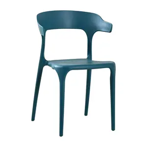 Çin tedarikçisi yemek sandalyeleri renkli istiflenebilir plastik PP yemek odası sandalyesi restoran Cafe Shop için