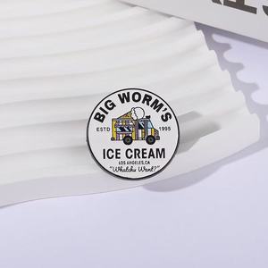 Büyük solucan dondurma kamyon emaye Pin aşk teması Vintage film sahne broş çanta yaka rozeti takı hediye - Product Image 3