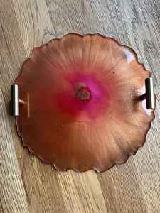 Plateau en résine minimaliste avec surface lisse et matériau durable, conçu pour les intérieurs modernes et l'organisation des tables - Product Image 5