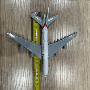 16cm 1/400 schaal Emirates Airlines Airbus A380 gegoten metalen vliegtuigmodel met standaard - Product Image 6