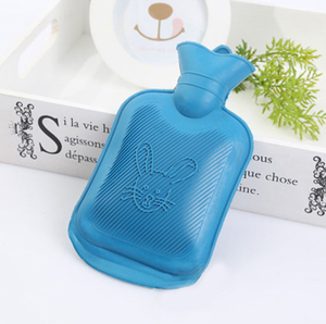 La bouillotte épaisse, anti-explosion et remplie d'eau, chauffe-mains avec housse en peluche, est détachable et lavable - Product Image 1