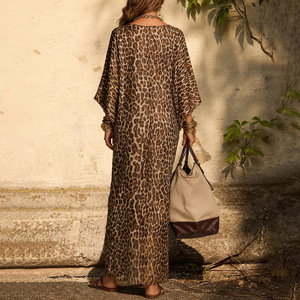 Bestseller Abito Lungo da Donna Casual con Stampa Leopardata, Scollo a V, Maniche Regolari in Poliestere - Product Image 3