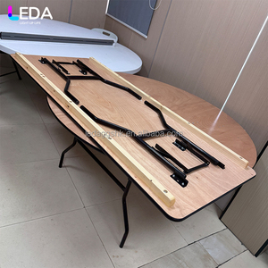 LEDA - Mesa Rectangular Plegable de Metal Color Madera Natural para Eventos y Fiestas al Aire Libre, Ideal para Hoteles y Bodas - Product Image 4