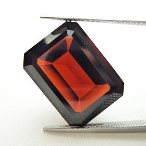 Piedra preciosa con forma de corte de Esmeralda facetada de granate rojo Natural 100% para hacer joyas, uso de piedras preciosas sueltas de baja velocidad - Product Image 2