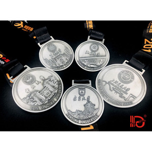 Medallas de Maratón de Metal Hechas a Medida, Aleación de Zinc, Grabado en Relieve, Duraderas, Regalo Empresarial, Uso en Oficina - Product Image 1